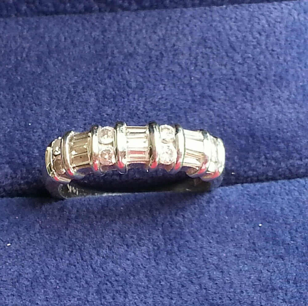 Diamond ring